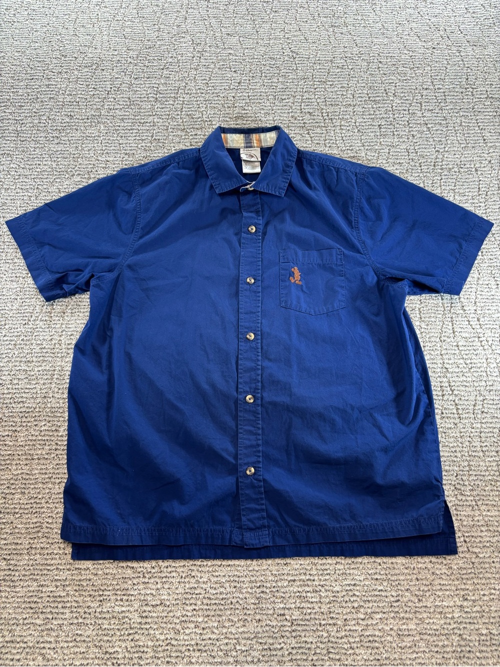 Vintage Disney Store Men’s Medium Navy Plaid Embroidered Button Down Shirt